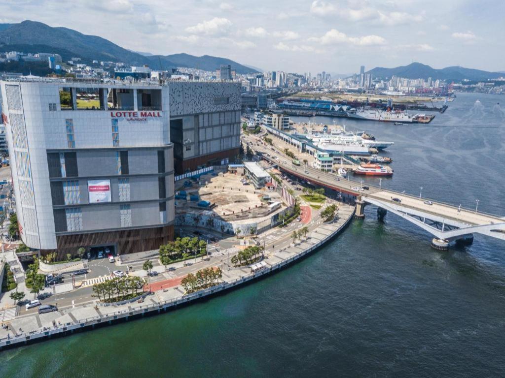 Grance Hotel Busan Bagian luar foto